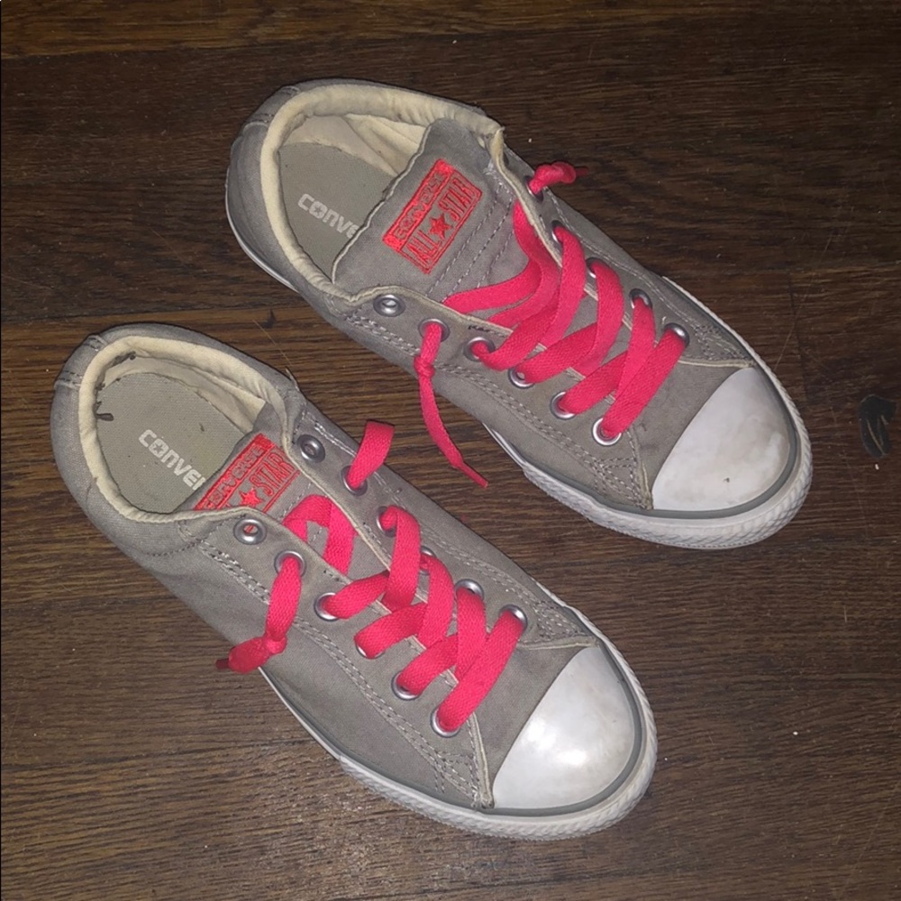 All star converse size 5 women’s